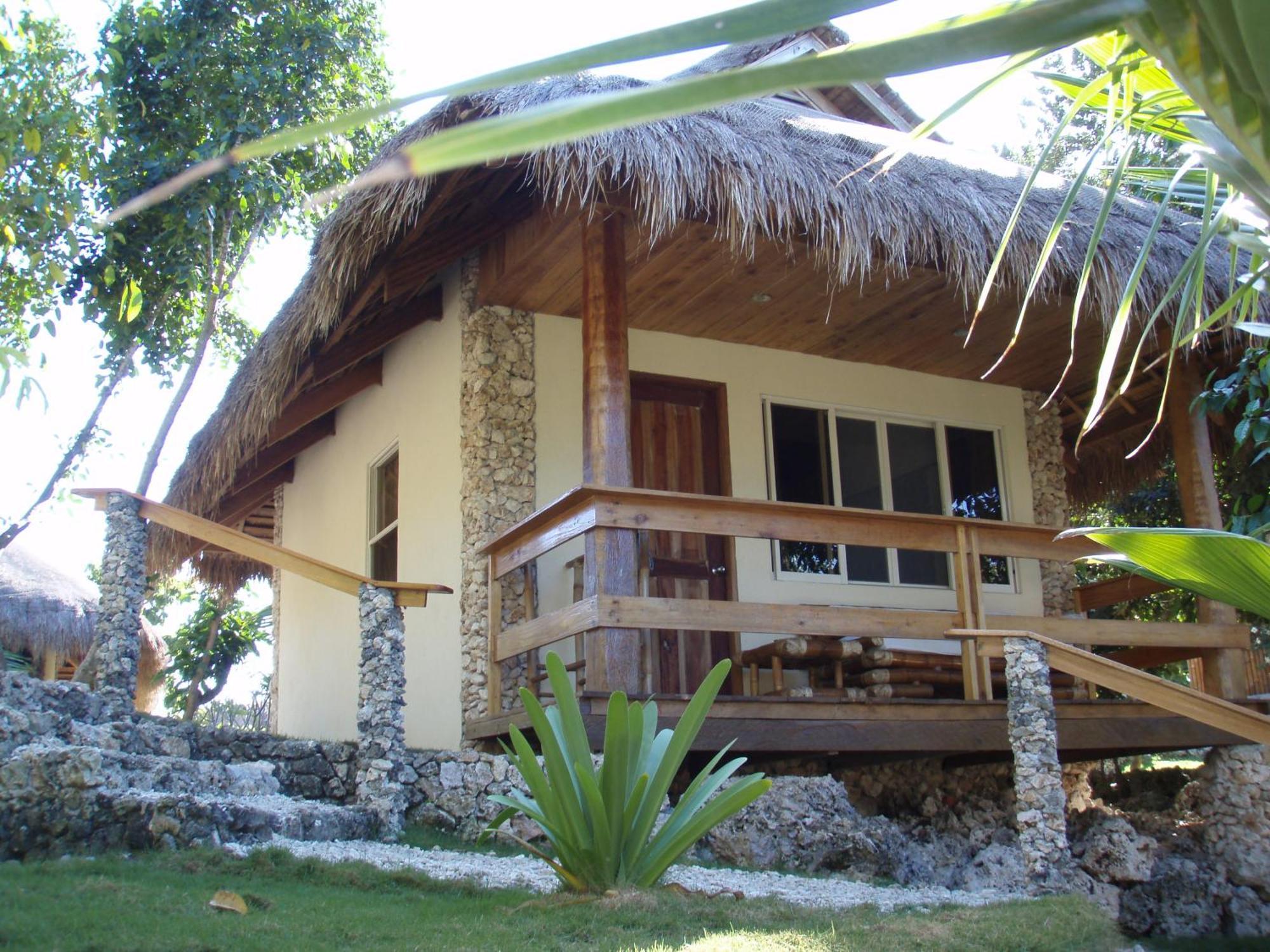 Tepanee Beach Resort Pulau Malapascua Bagian luar foto